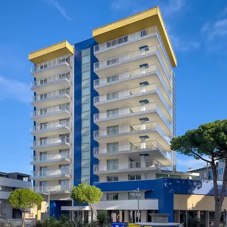 Апартаменты Flat Steps From The *